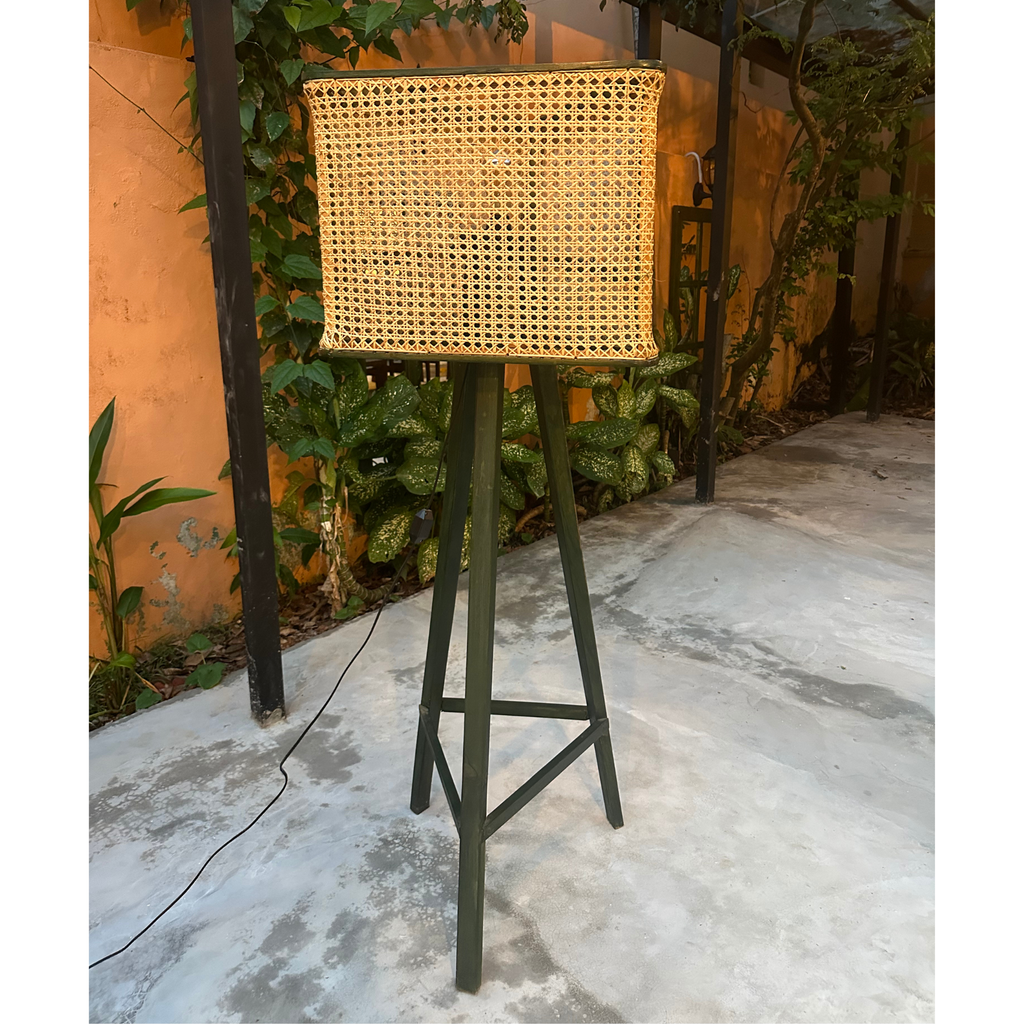 Tranquilo  Solid Wood & Handwoven Natural Rattan Floor Lamp with Adjustable Brightness